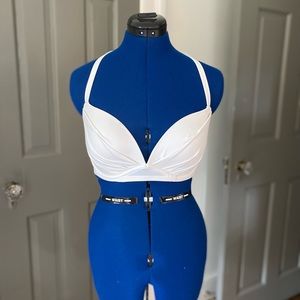 Victoria Secret Woman’s Bathing Suit Top
